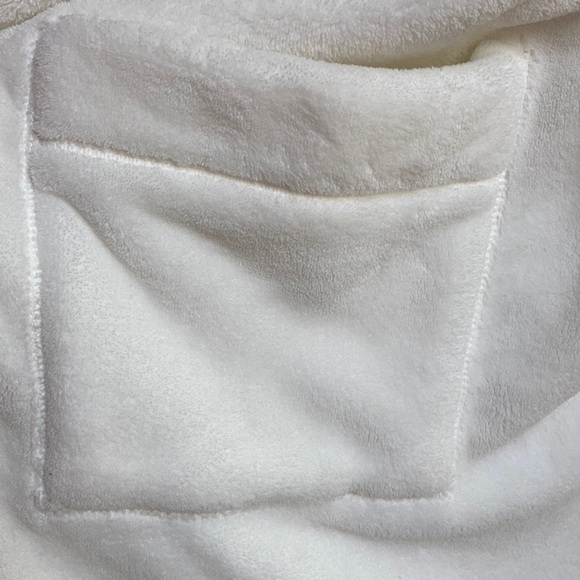 DKNY Ivory White Plush Logo Short Robe - Picture 4 of 6